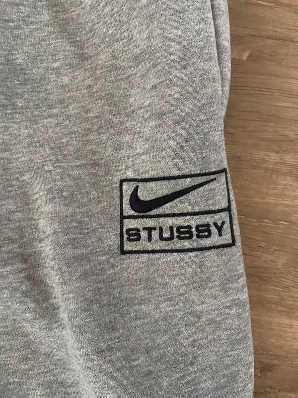Nike x Stussy joggers L