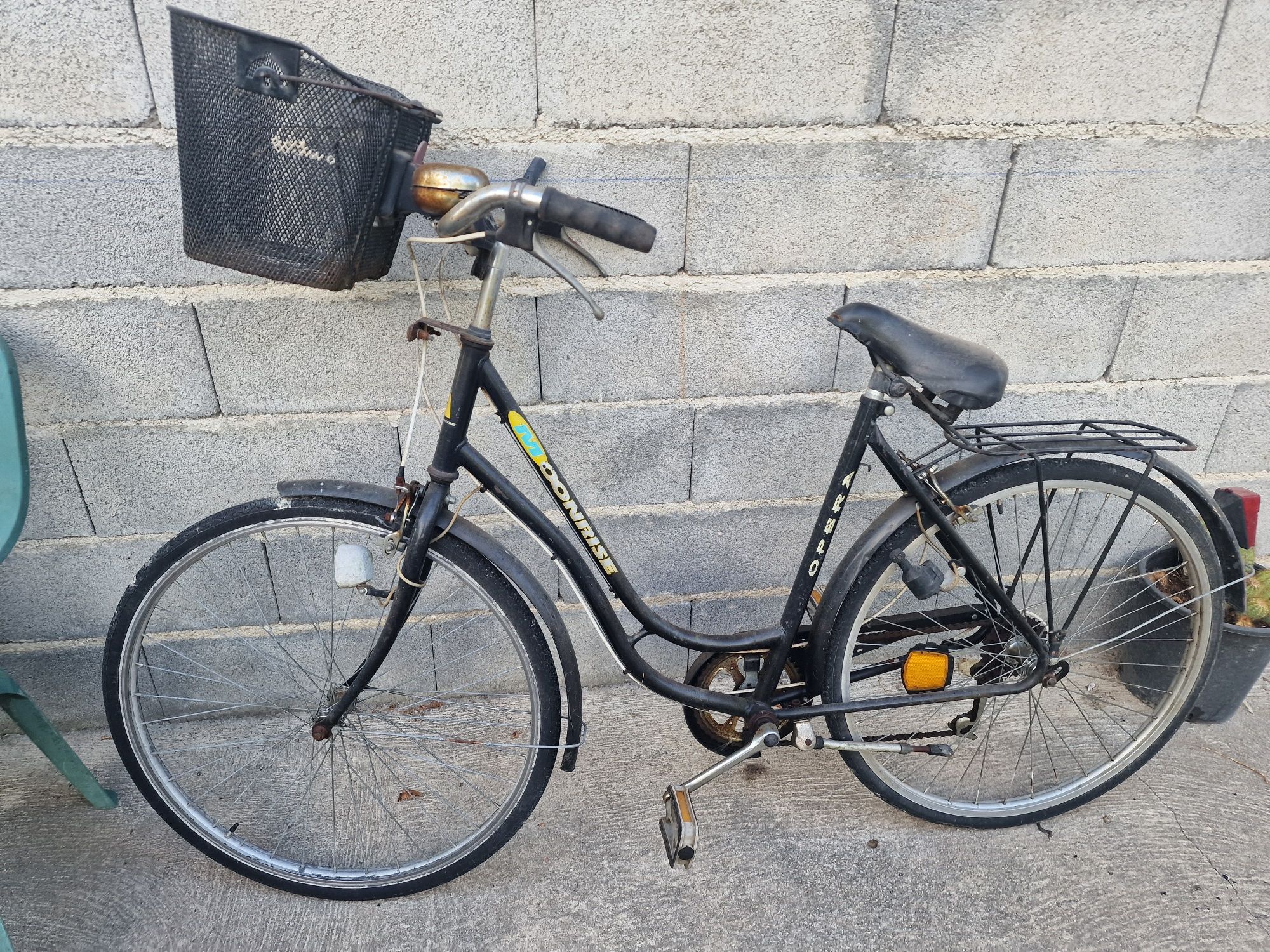 Bicicleta de estrada usada