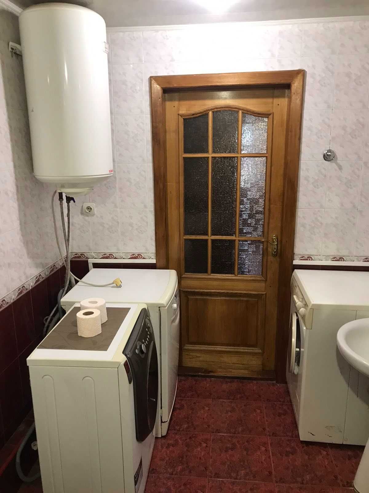 Продам   Калиновой 3х комн.  80 кв  кирпич  6\9 хорошее состояние