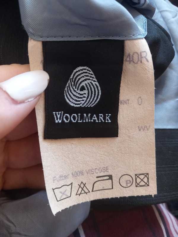 Ciemnoszary żakiet marynarka w paski 100 procent wełna