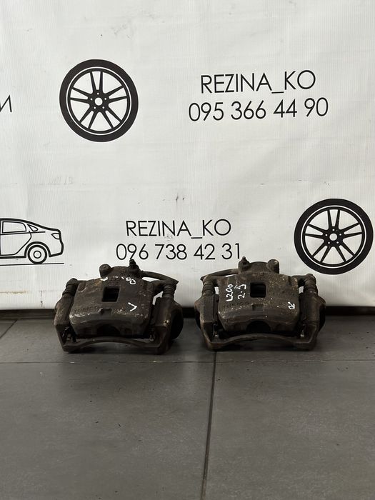 Супорта Mitsubishi L200 2.5 D-ID 4D56U 2006-2014 р.