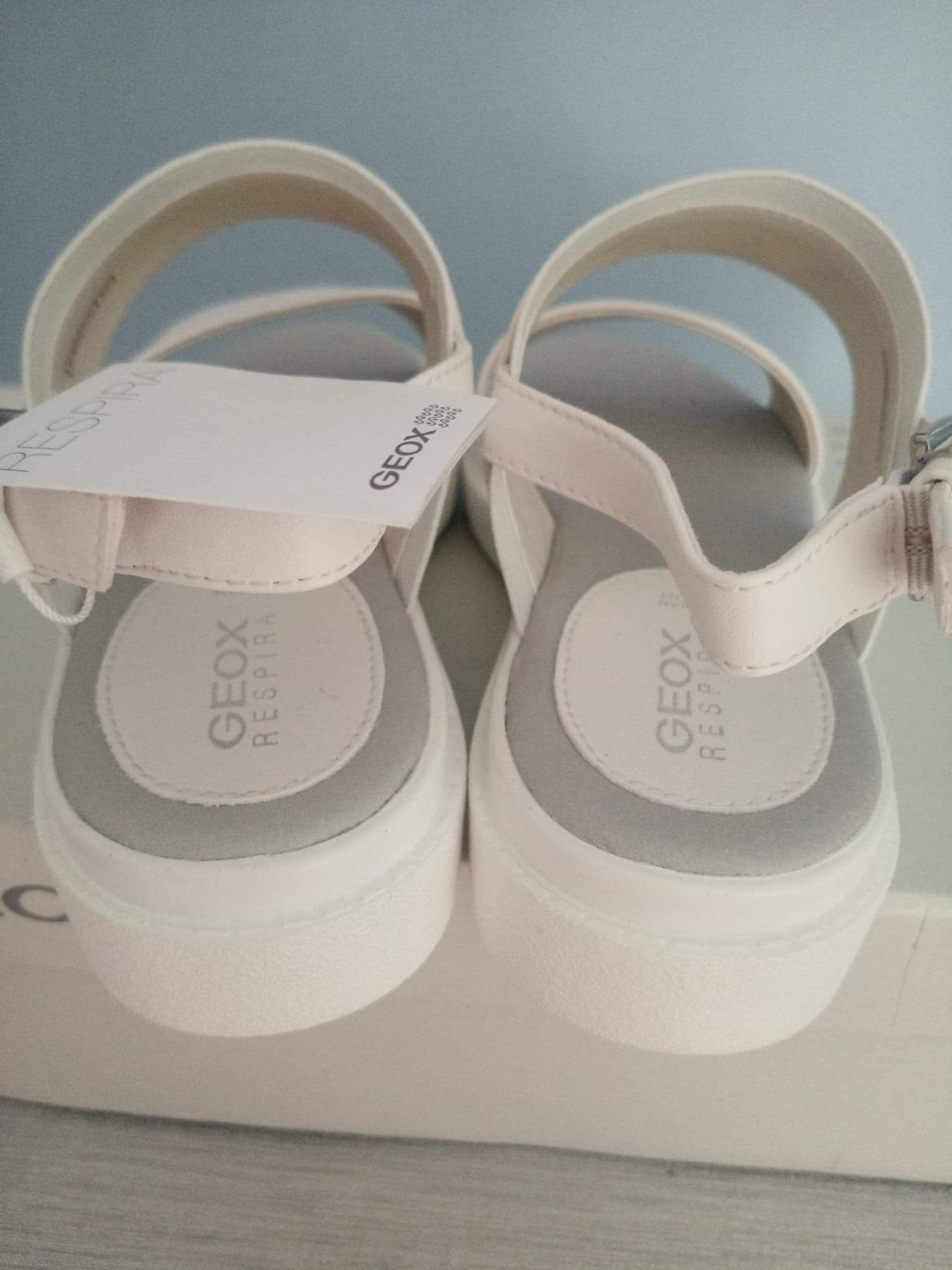 Sandały damskie marki Geox rozmiar 37