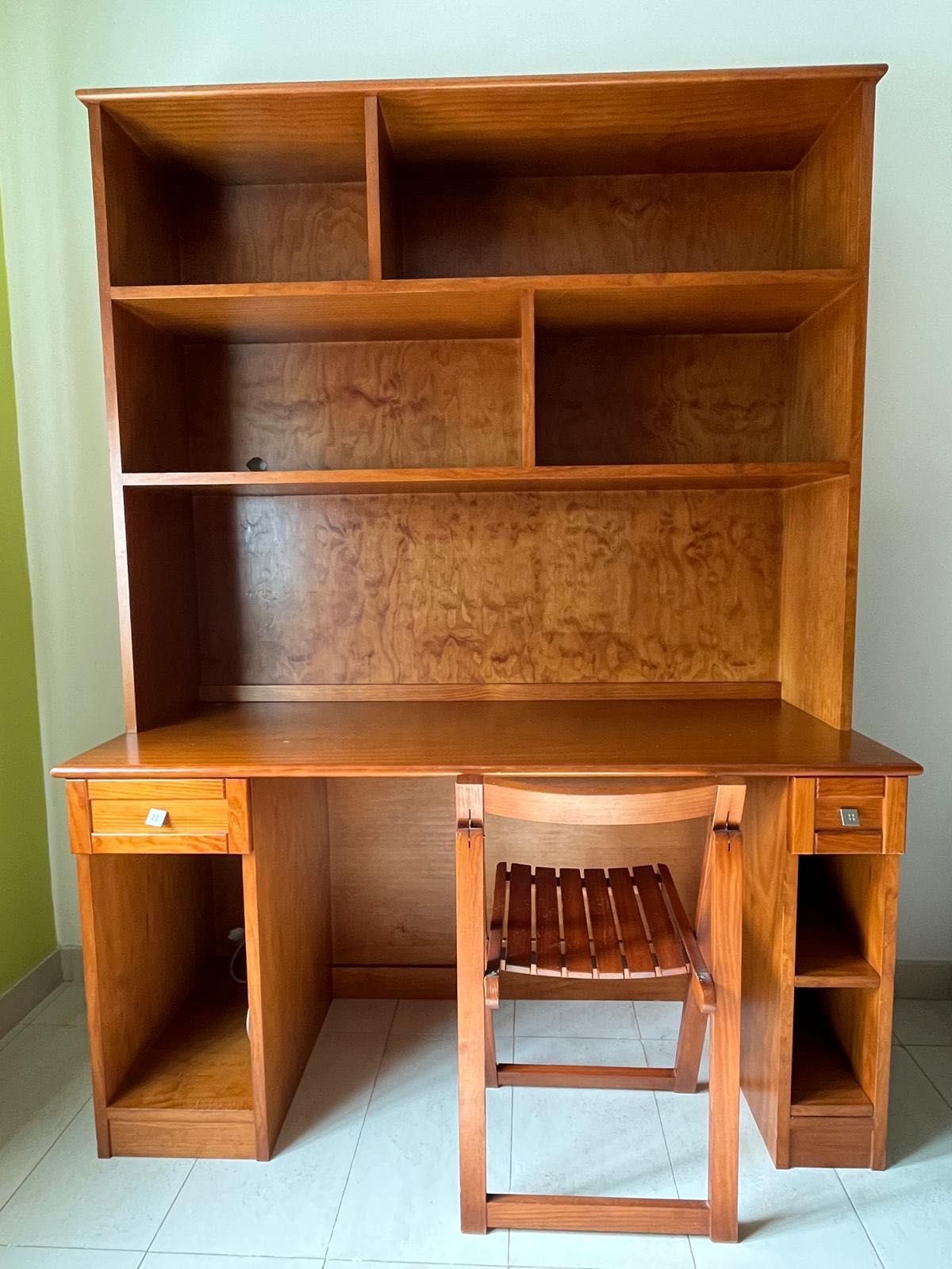 Estante/secretaria