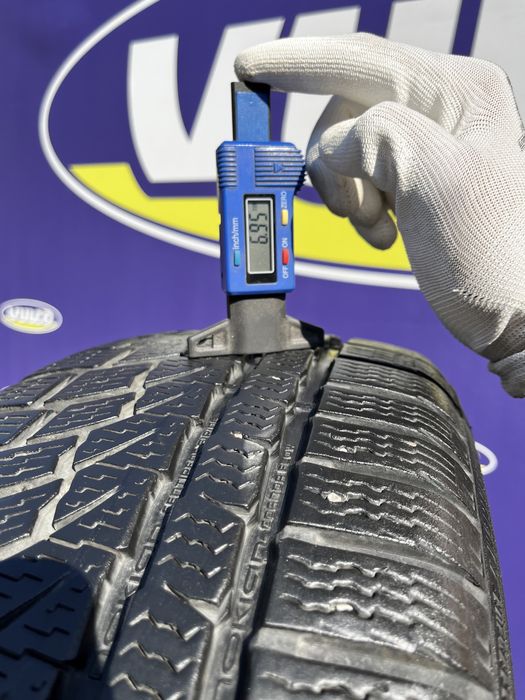 Шини 205/55R17 Nokian Зимові Шины Резина