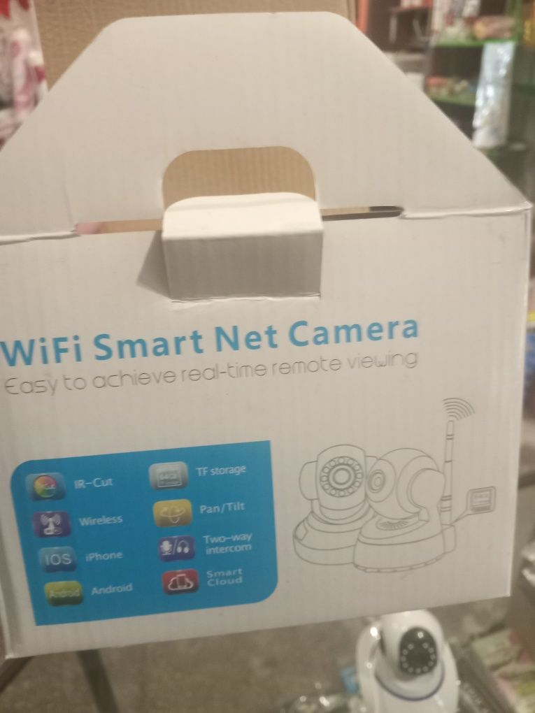 Камера видеонаблюдения WIFI Smart Camera Q5S-2.0MP V380 PRO 
 Опис:
Ка