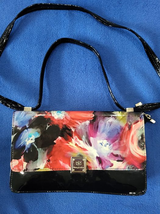 Жіноча сумка шкіряна лакова