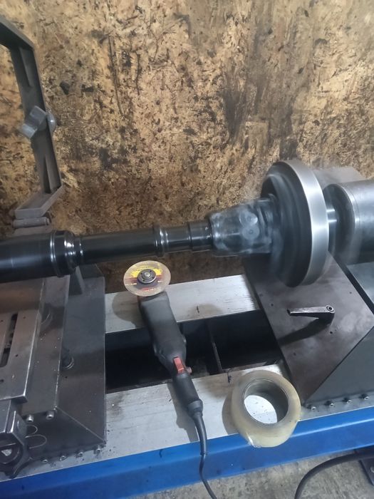 Кардан передний тоета Ленд крузер