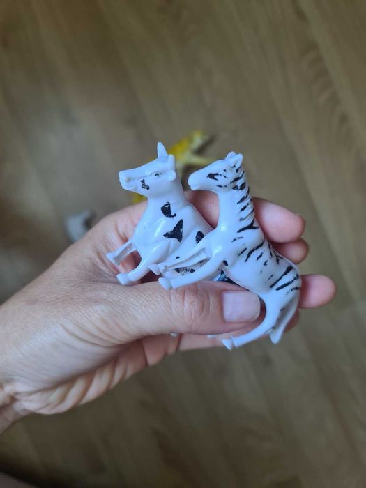 іграшки фігурки тварини звірі