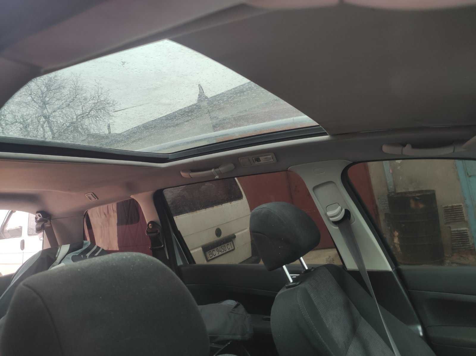 Авто Пежо 307 св