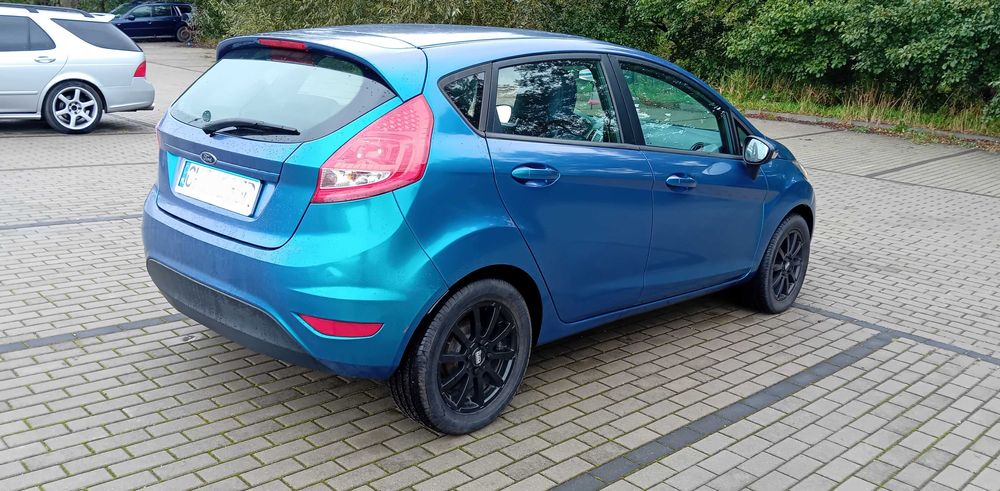 Ford Fiesta 1,25 benz 5 drzwi kameleon