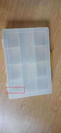 Plastikowe pudełko na drobiazgi ( wada na zdj.) - 30,5 x 20,5 cm