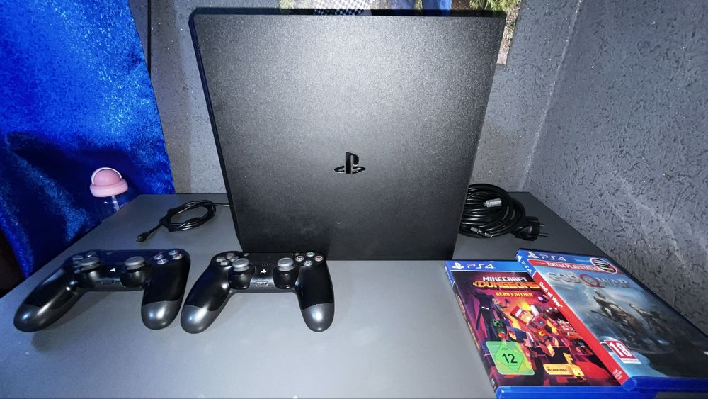 Sony playstation 4 pro 1 TB