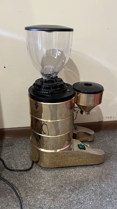 Кофемолка кавомолка Cunil Италия