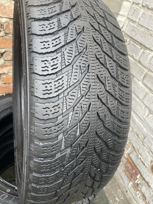 235/55/19 nokian hakkapeliitta r3 suv