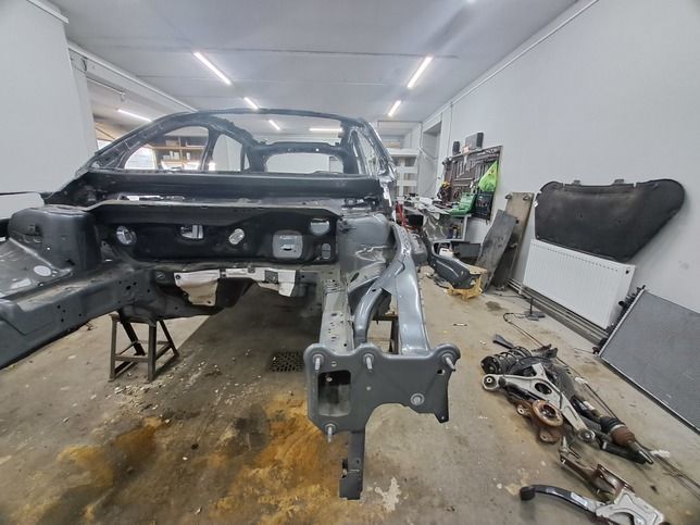 Четверть передняя левая FORD ESCAPE MK4 20- LX6Z16055R