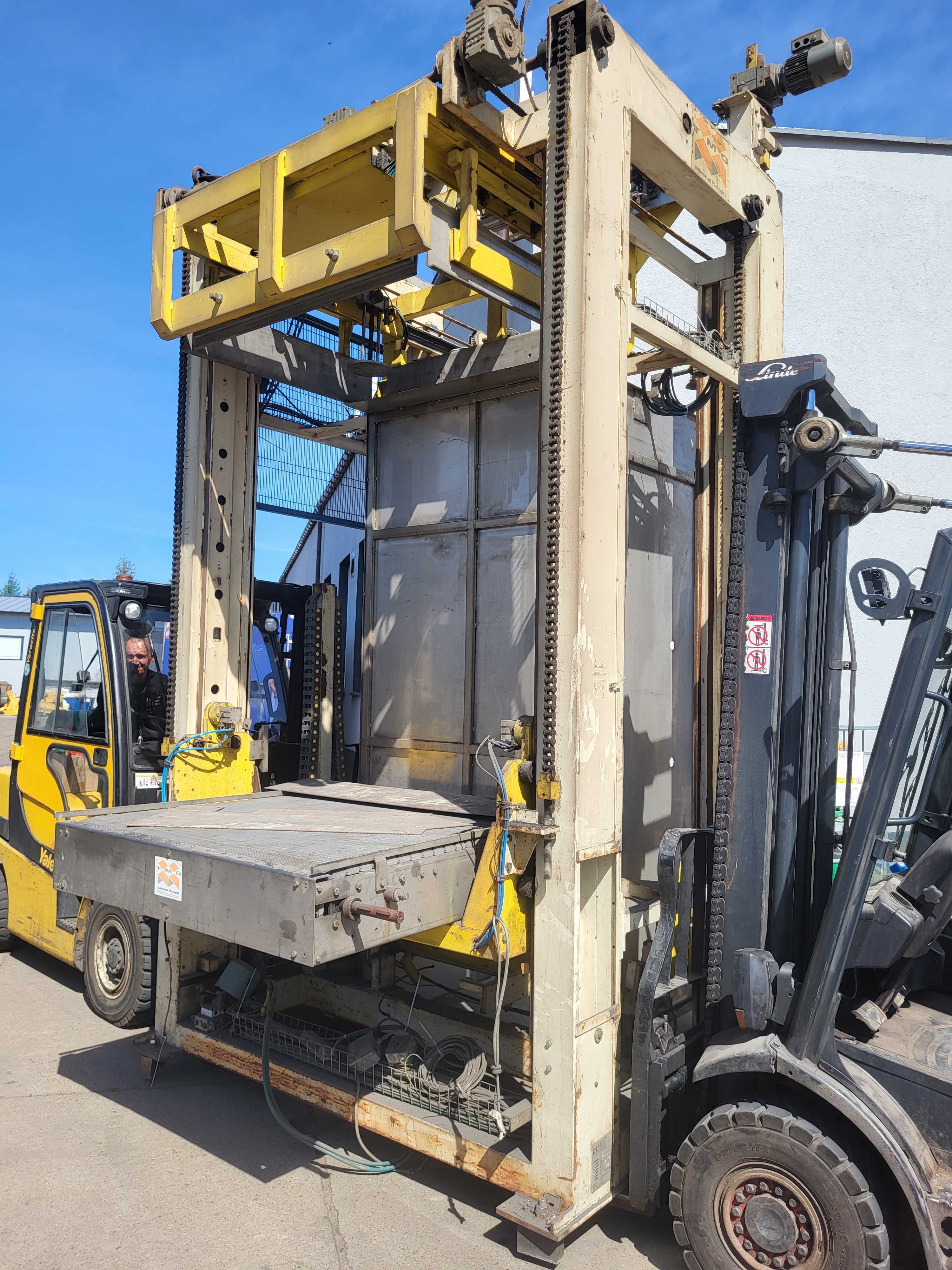 Depaletyzator TMG VEGA 60 – półautomatyczny