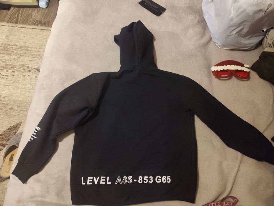 Дуже стильна чорна кофта для хлопчика  8р, 128см