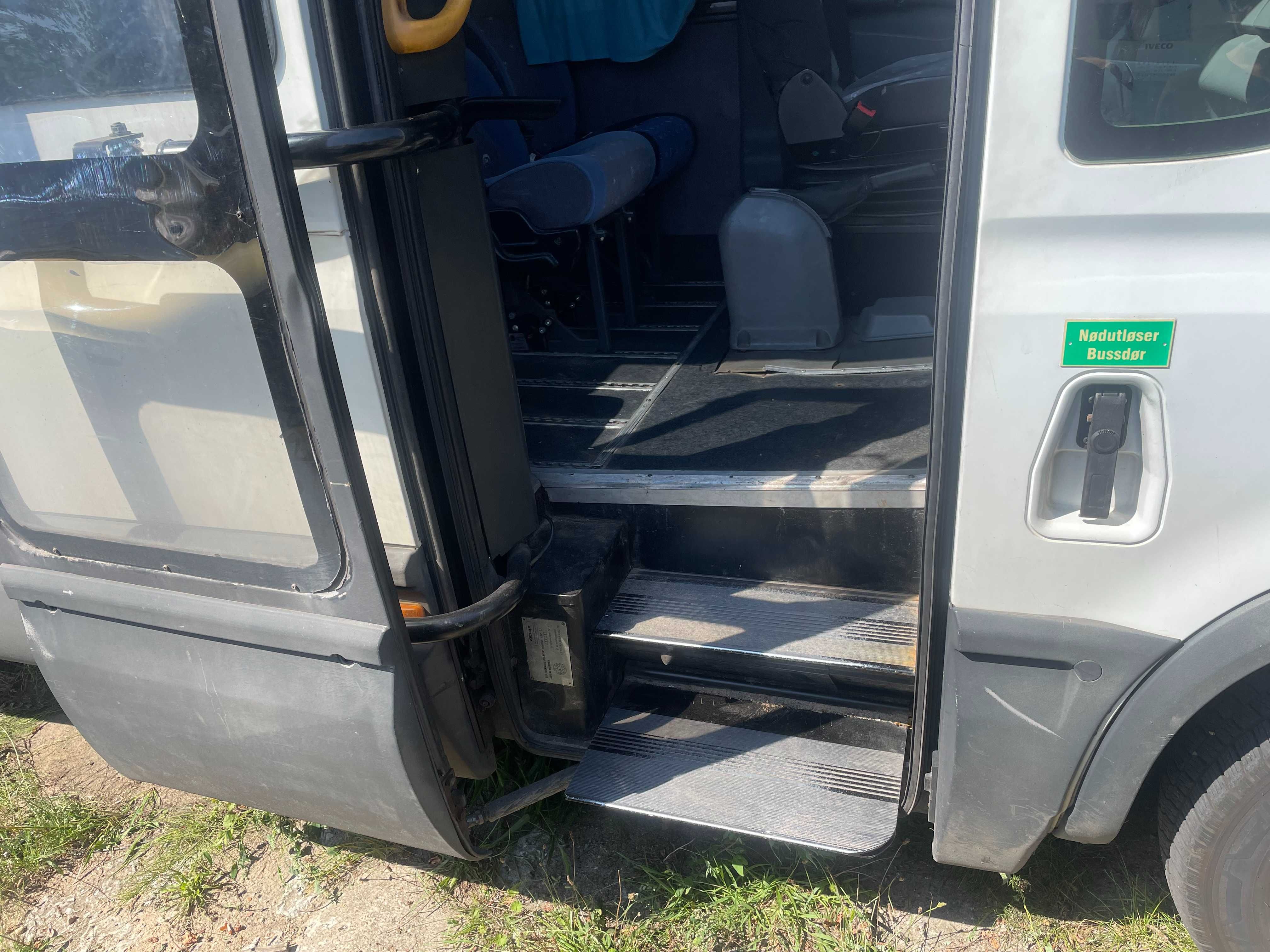 Iveco 50C18 autobus 20 osobowy 2006r. Klima