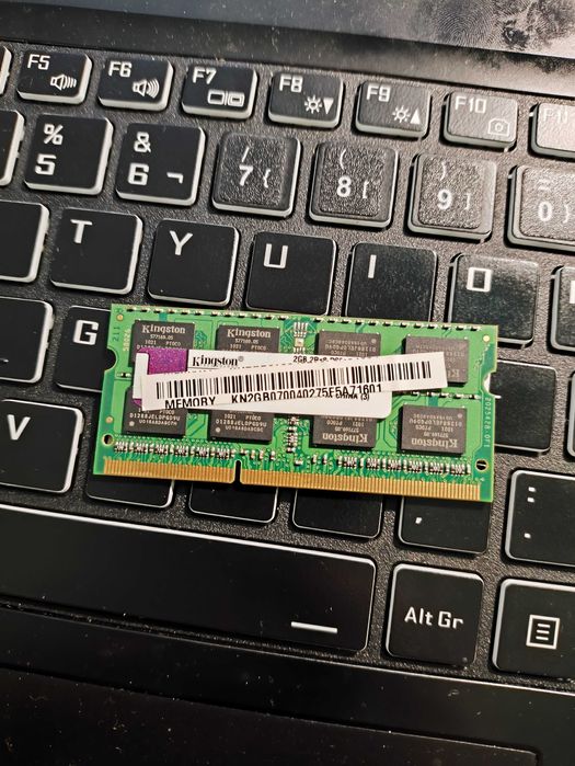 Memória para portátil Sodimm 2GB DDR3 1066MHz 1.5V KINGSTON64284584506883121