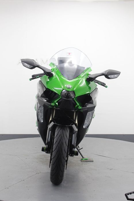 Kawasaki Ninja H2 SX