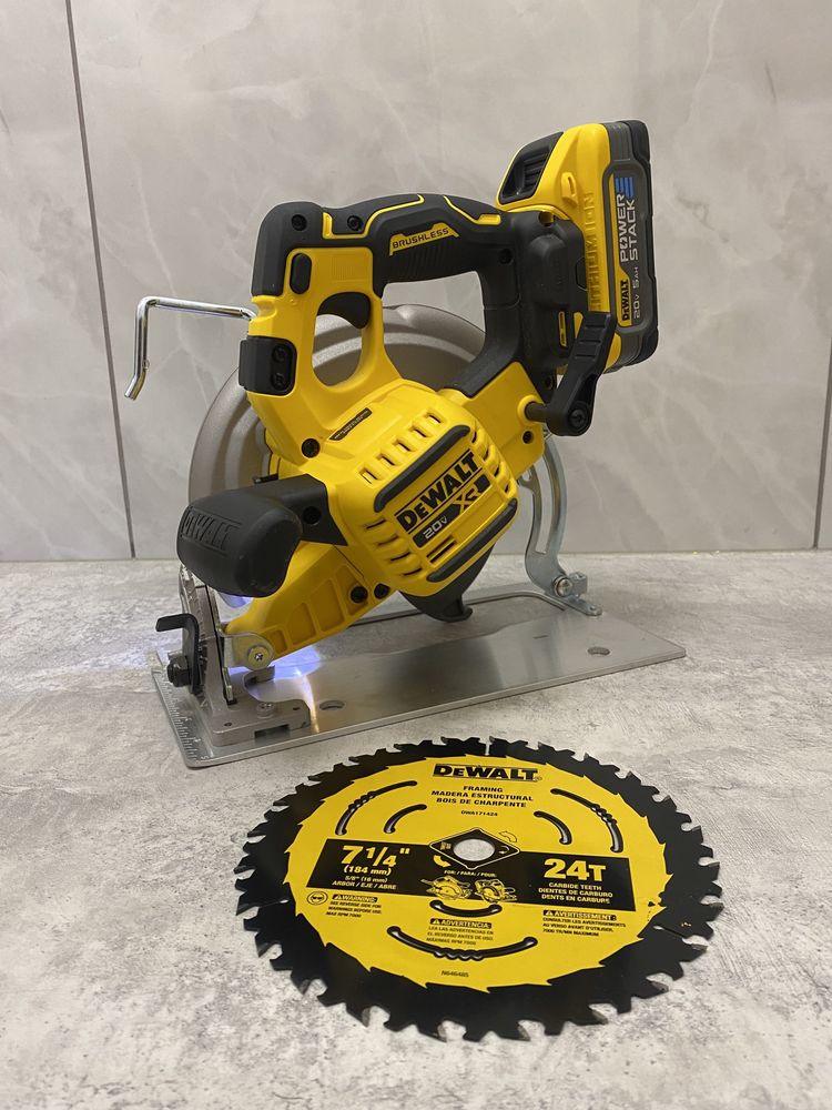 DEWALT 20V MAX XR 7-1/4 безщіточна дискова пила DCS590WW1 Новинка 2024
