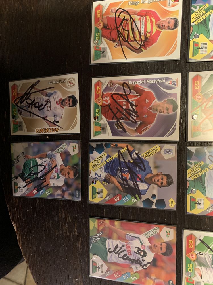 Autografy piłkarzy ekstraklasy
