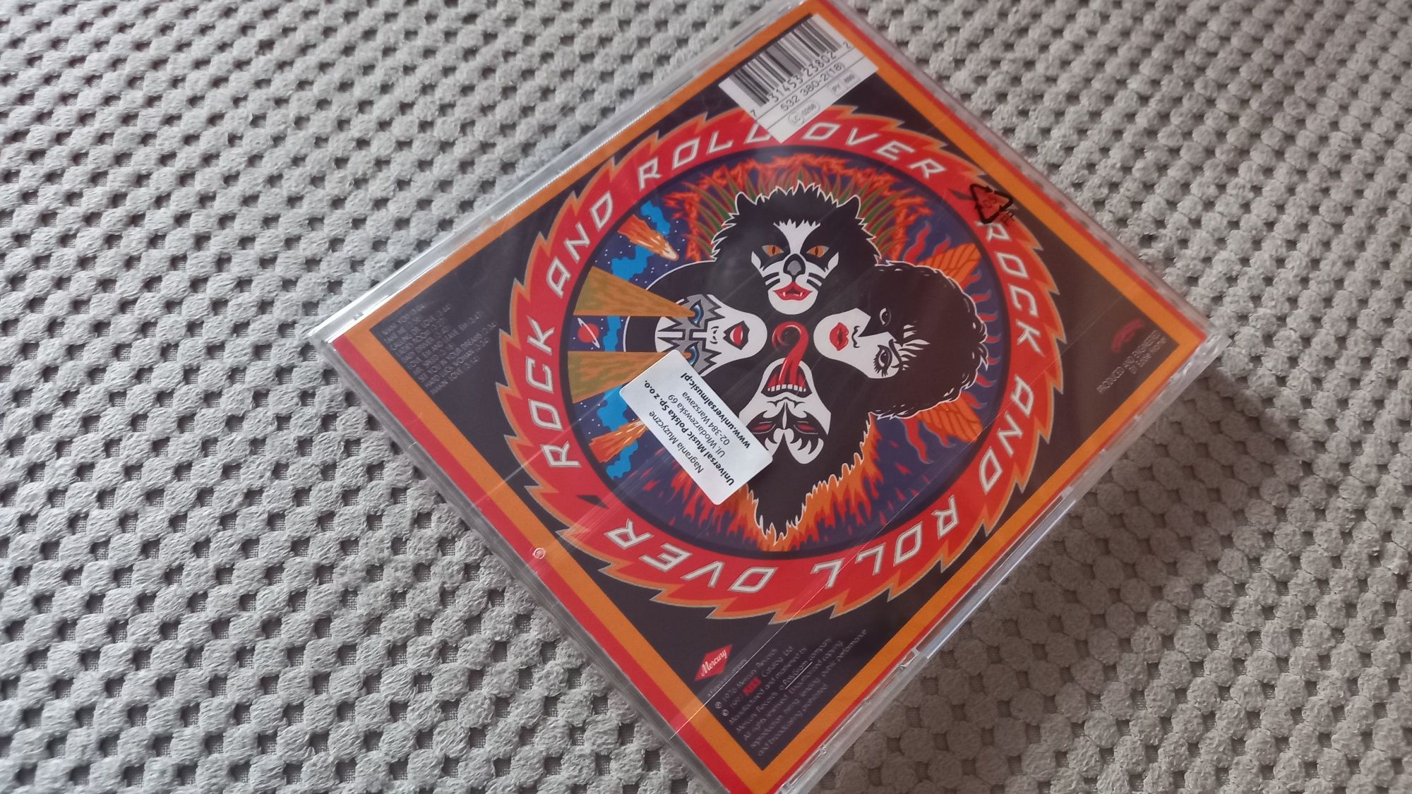 Kiss rock and roll over cd