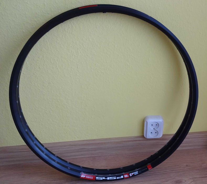 2x Nowe obręcze DT Swiss D545 28,29 cali