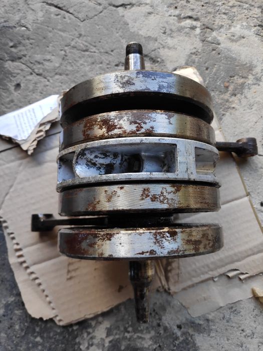 Циліндри колінвал баняк белка старушка ява