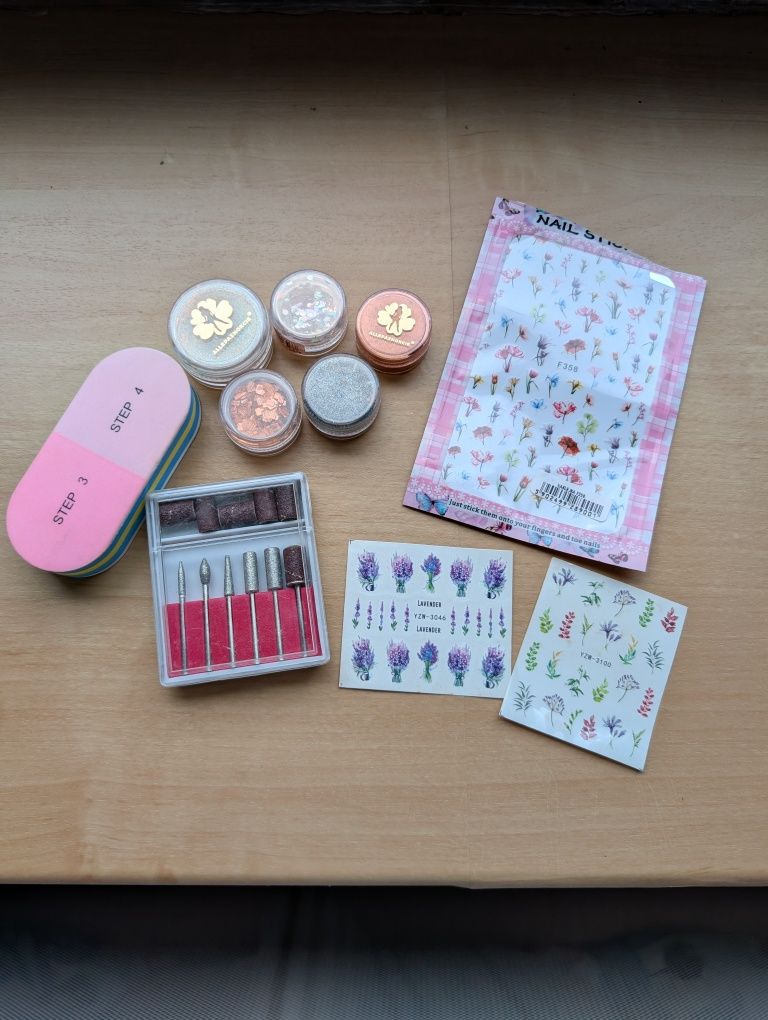Frezarka do manicure JD500 wraz z frezami ceramicznymi + gratisy