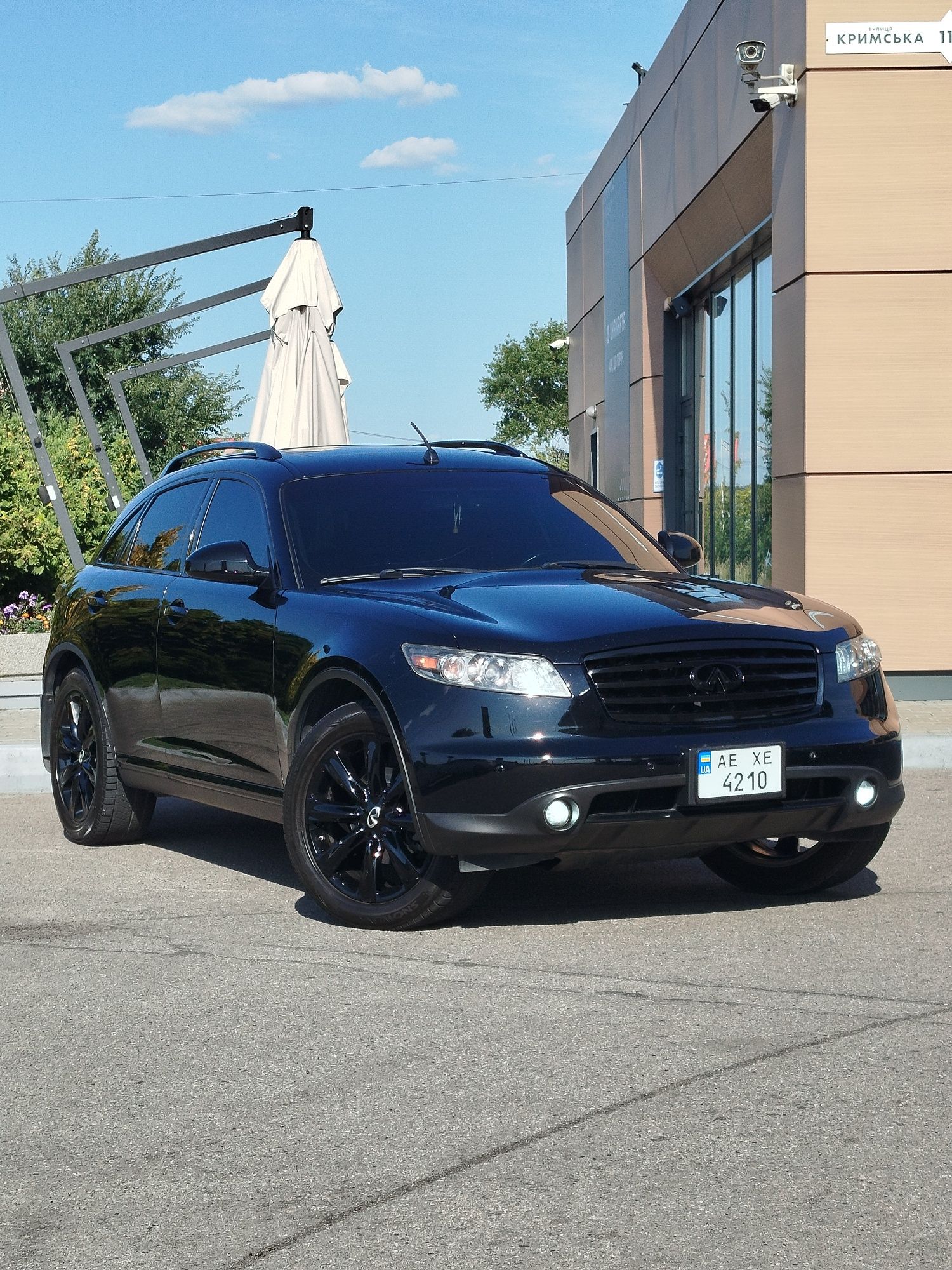 Infiniti FX35 black edition