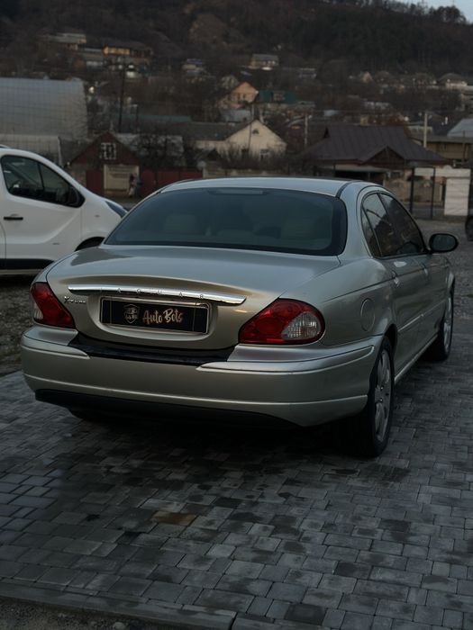 Jaguar x type,  2.1  автомат