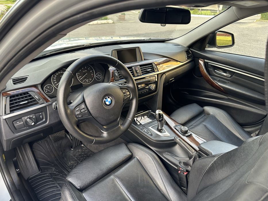 BMW F30 328i 2013