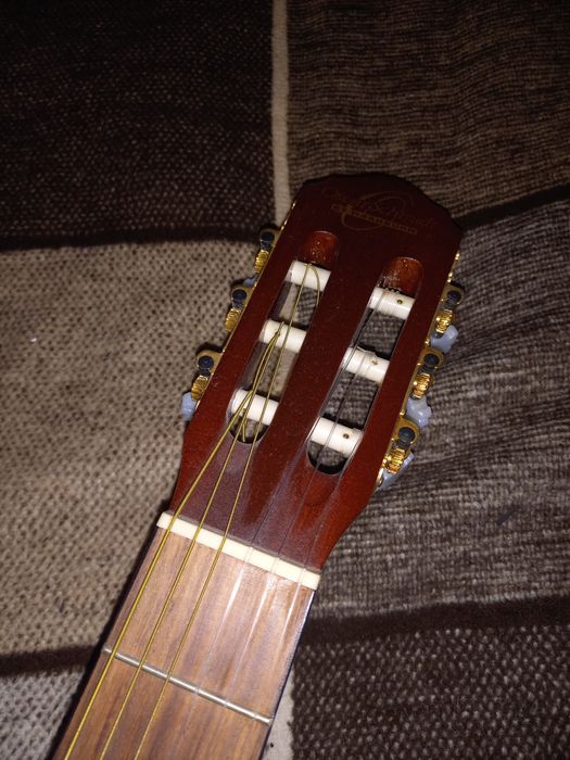 Гитара акустисеская Oscar Schmidt