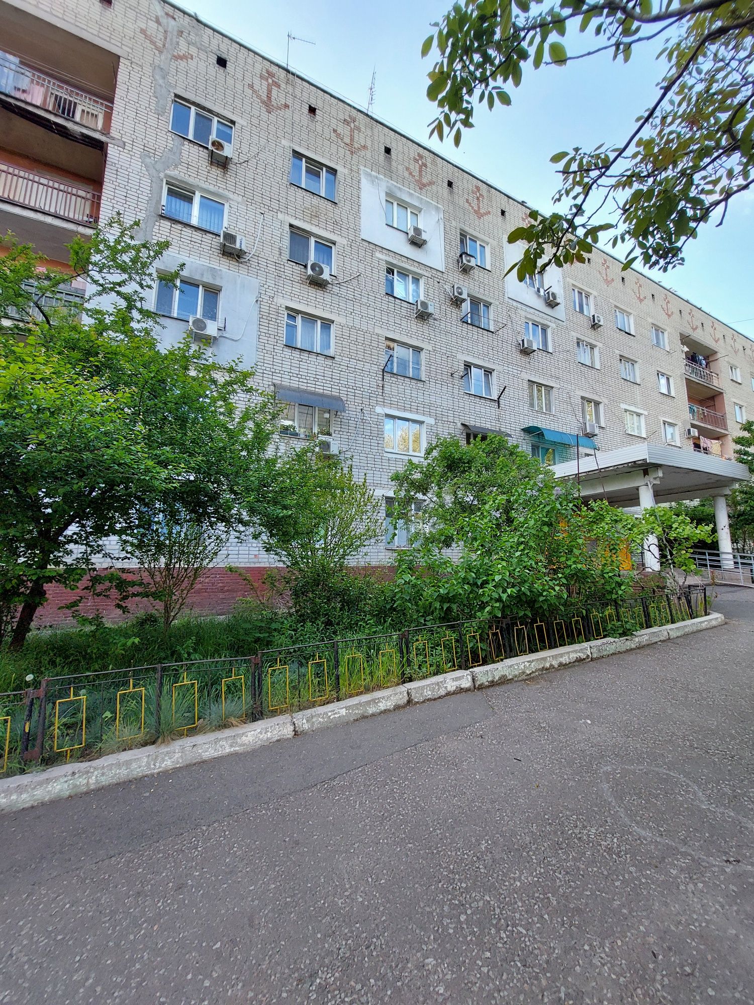 Комната у моря в Черноморске.