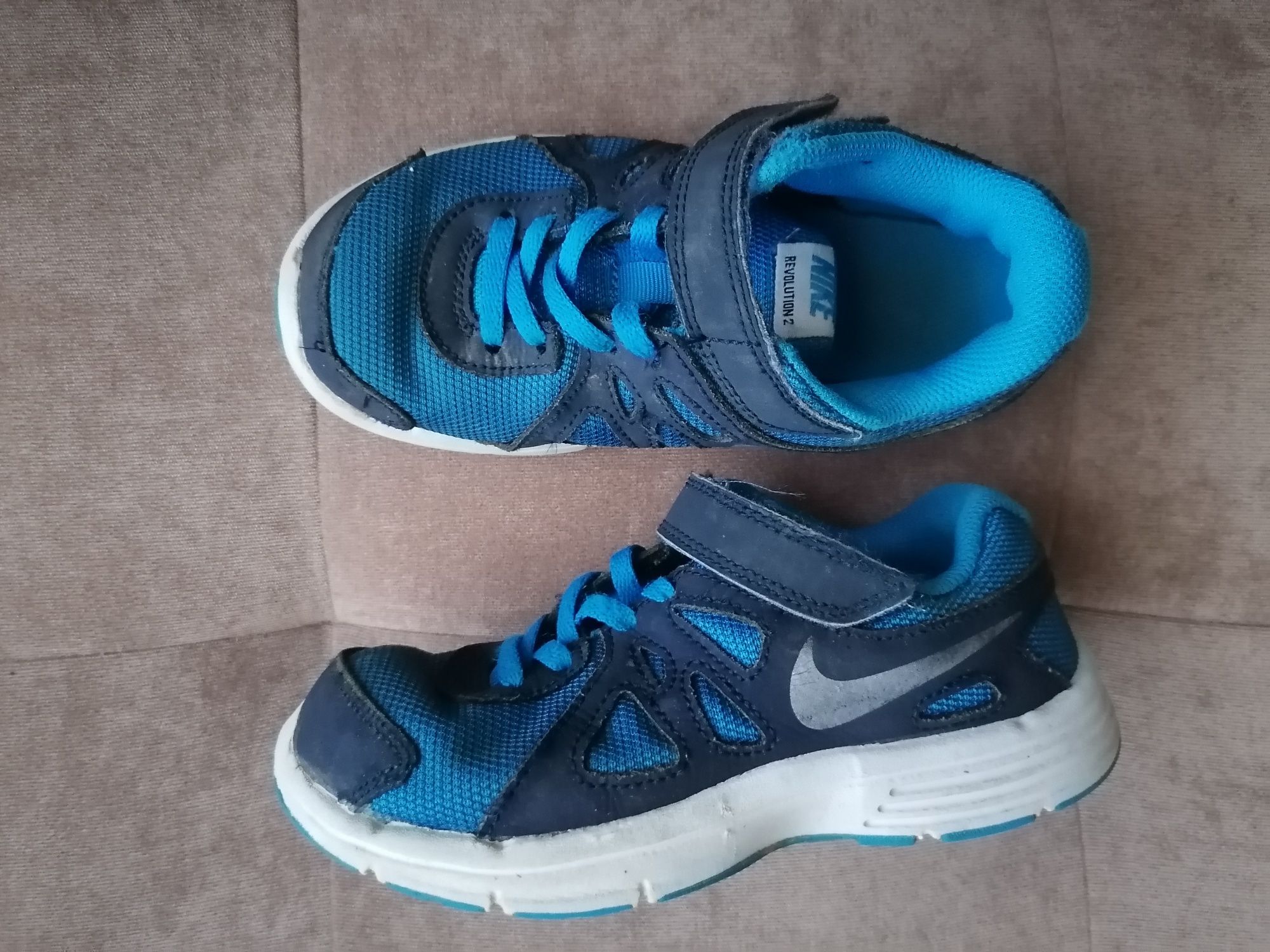 Продам кросівки Nike на хлопчика