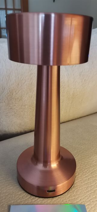 Candeeiro led USB C