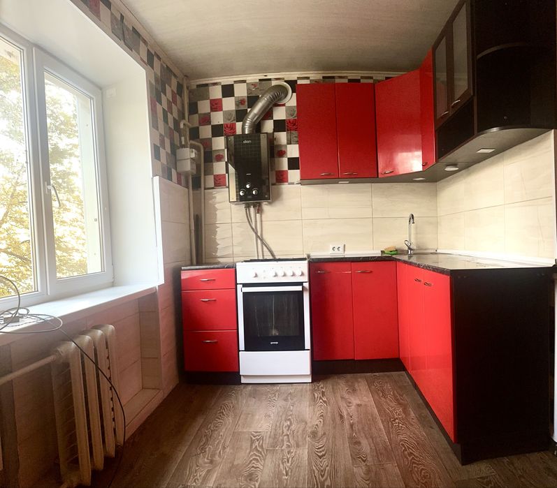 2-х є-Відновлення, чешка « 8 лікарня» 2/5, гарний стан, тепла