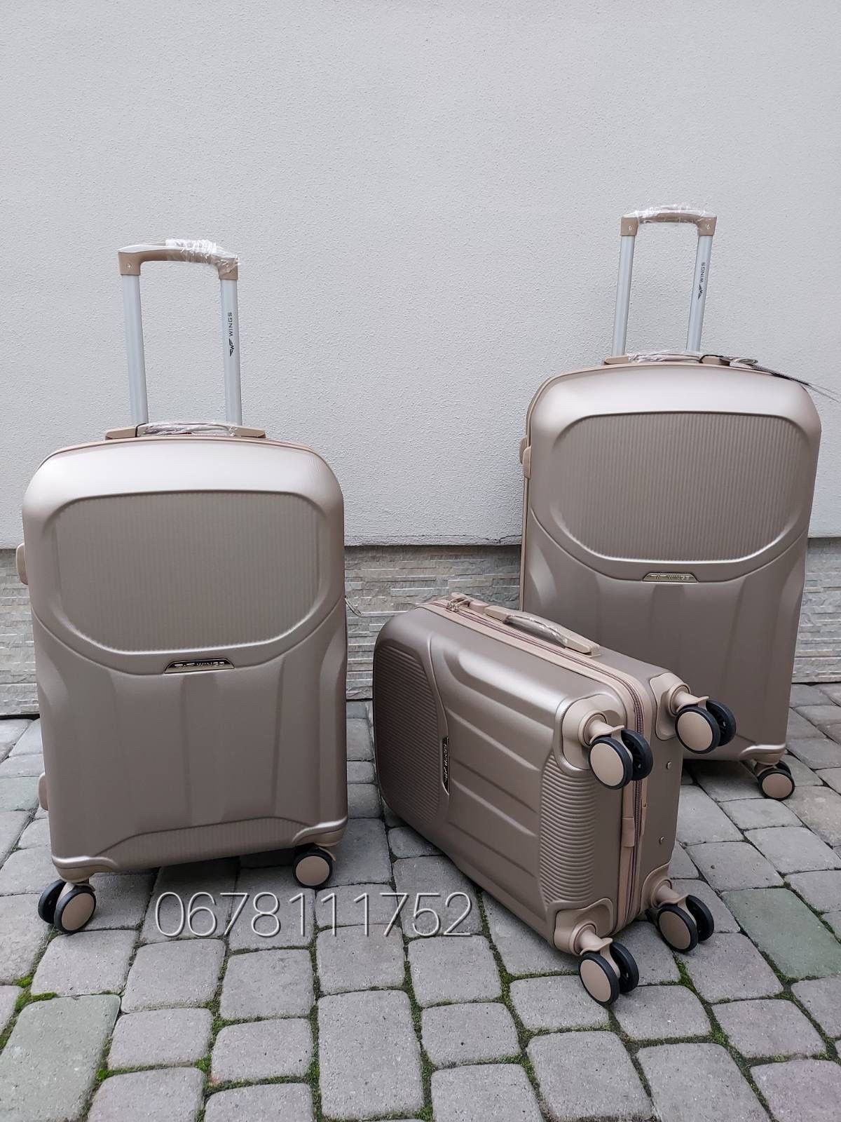На подвійних колесах WINGS PDT01 Польща валізи чемоданы сумки на колес