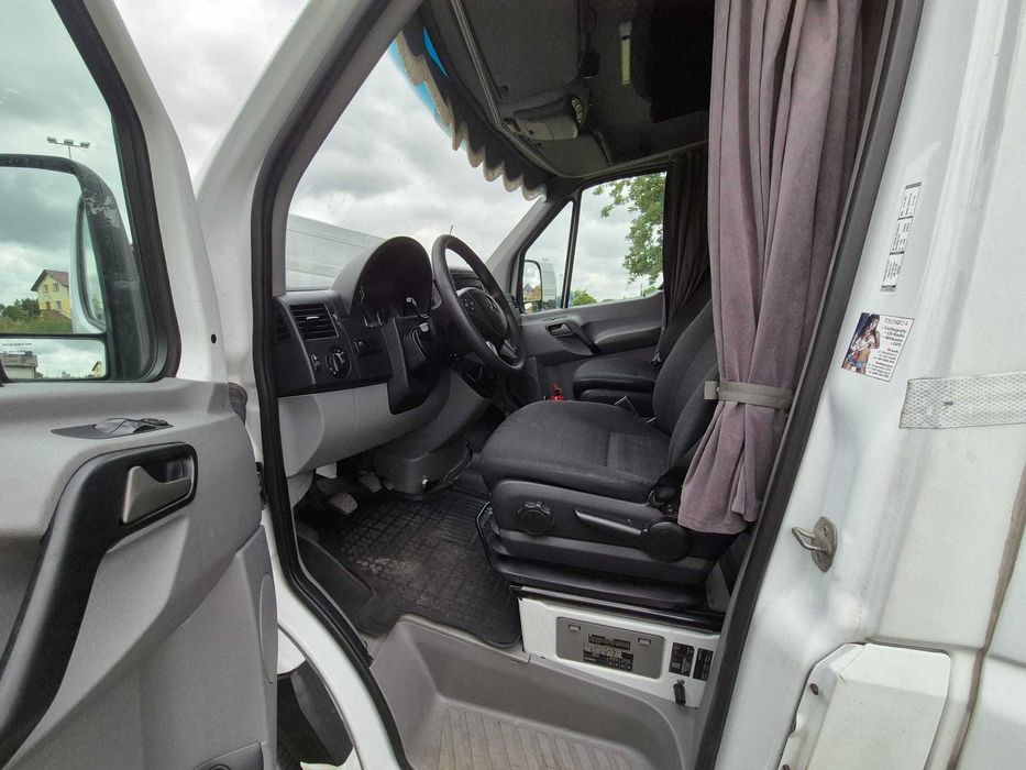 Mercedes Sprinter autolaweta SWAP 2.7  duża sypialka