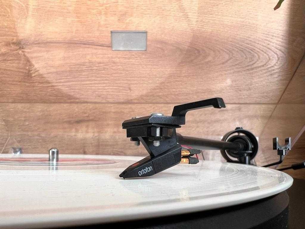 Gramofon Limitowany PRO-JECT 1-Anniversary + Ortofon OM 10