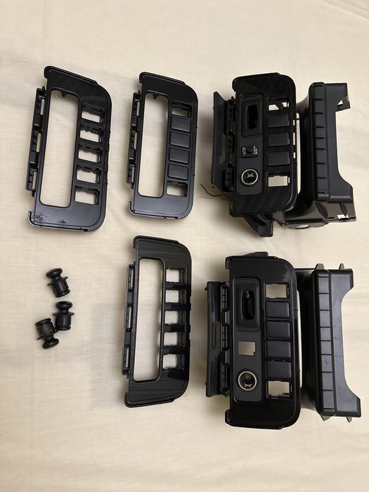 Пластик глянець салону Аутлендер 3 PHEV Outlander Sport ASX