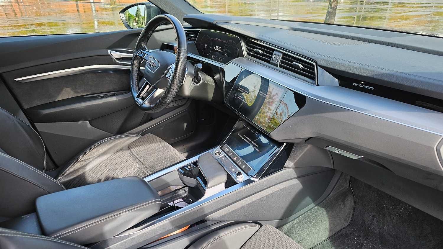 Audi Q8 E-Tron S-Line Nacional