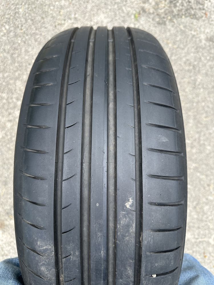 Dunlop sport 205*60R16