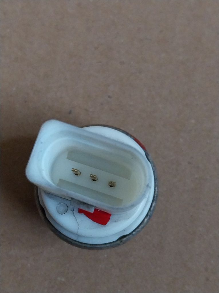 Czujnik ciśnienia a6 c6