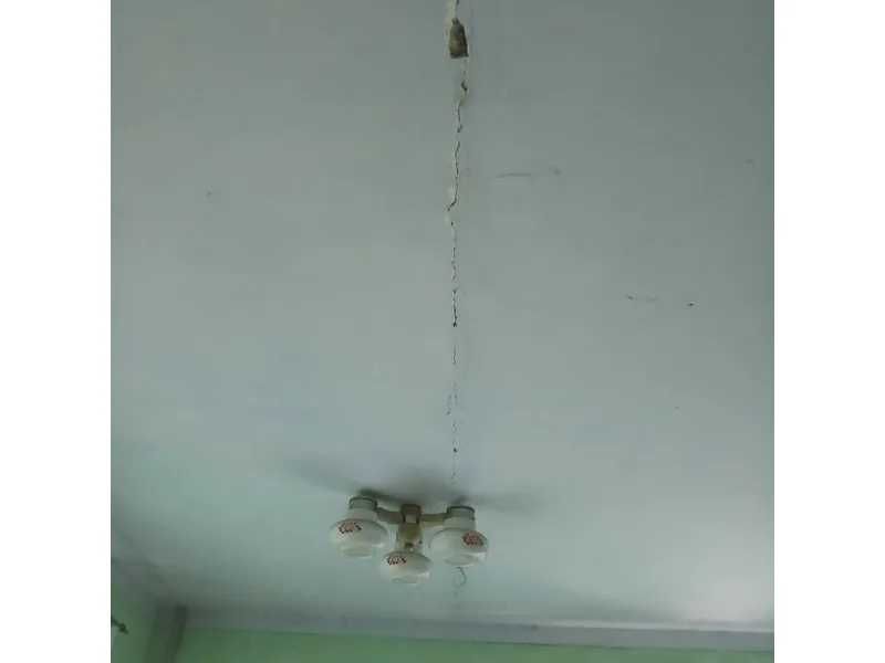 ПРОДАЖ - Частина нежитлової будівлі редакції, 78,3 кв.м. с.Чемерівці