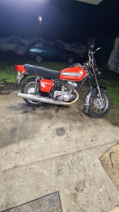 Мотоцикл іж планета 5