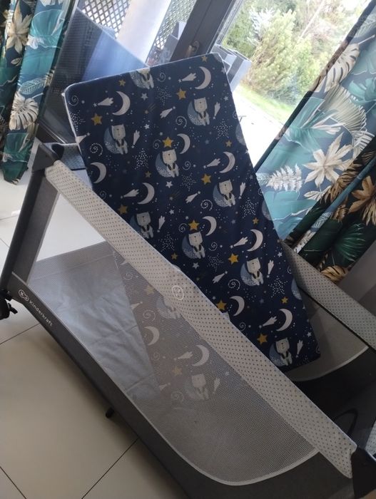 Łóżeczko turystyczne