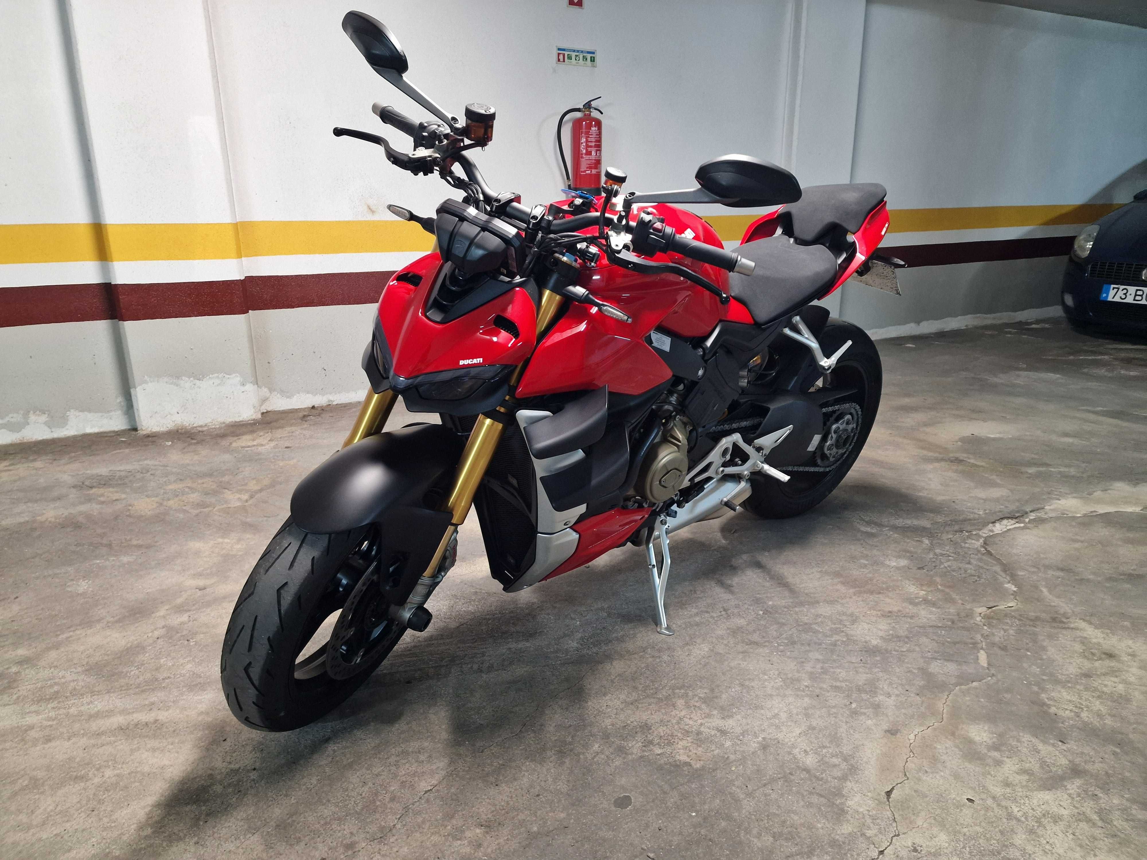 Ducati Streetfighter V4S 2020