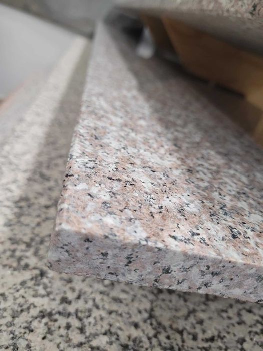 Płytki, Parapety i Stopnie Granit G664 Królewski Brąz Polerowany